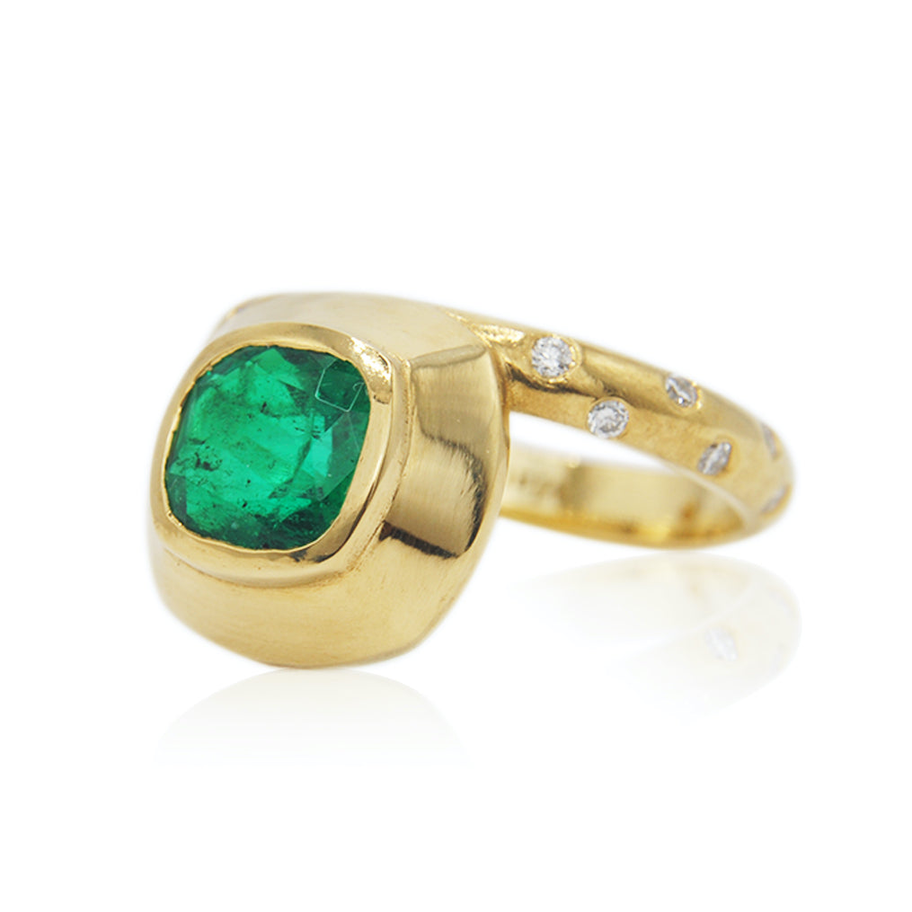 Esther Emerald Ring